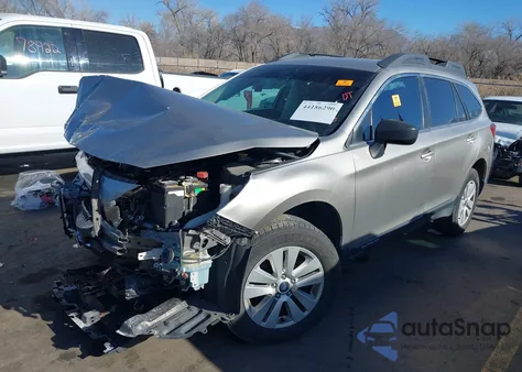 2019 Subaru Outback 2.5I z USA, uszkodzony, nr VIN 4S4BSABC2K3258016